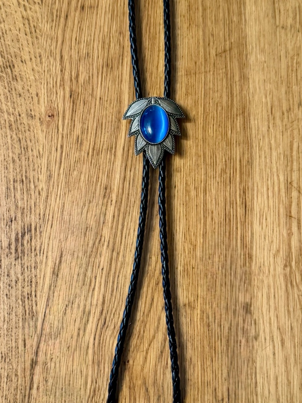 Bolo Revival Bolo Tie | Blue Cat’s Eye Cabochon | Silver Leaf Slide